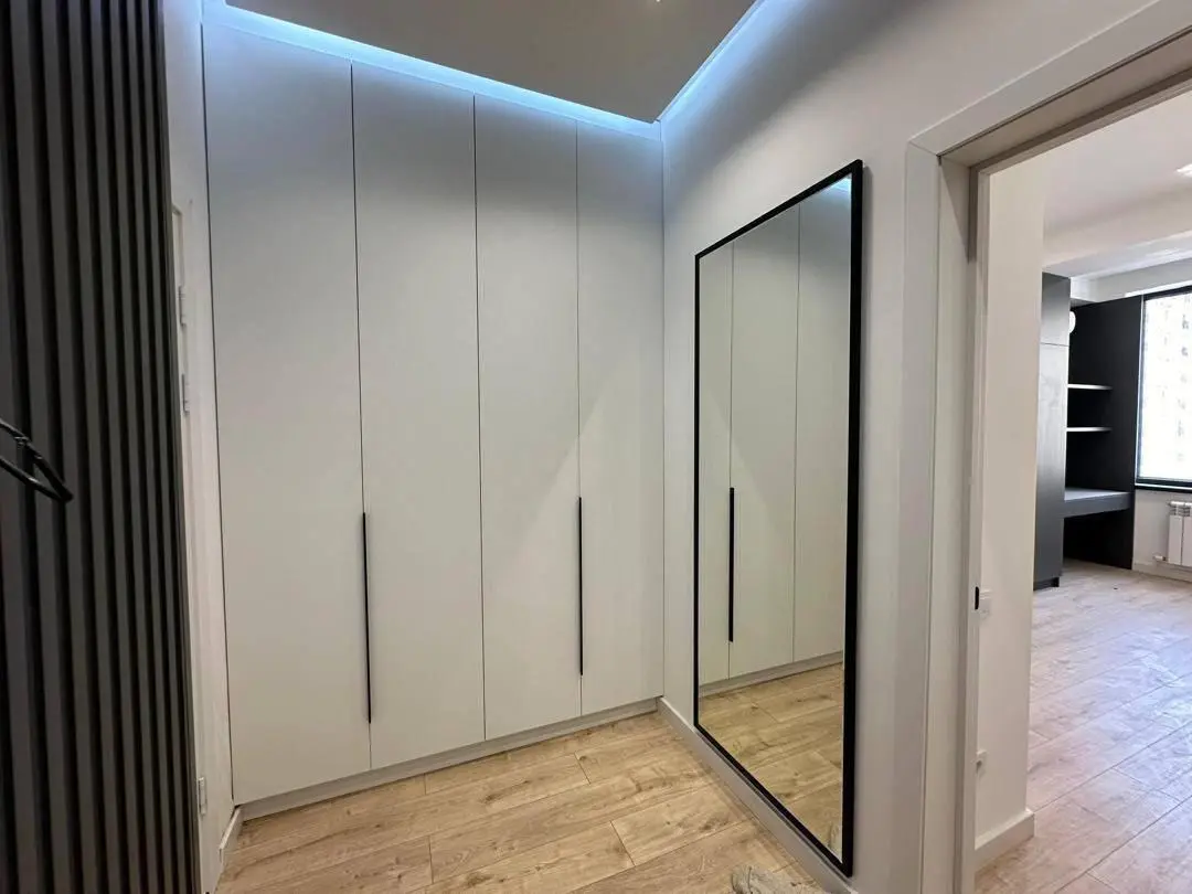 Apartment in 12th Microdistrict — apartment, Bishkek