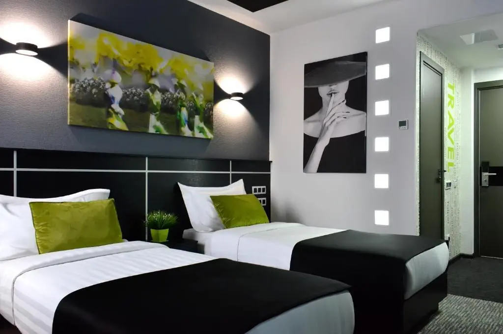 Twin — room, Bishkek