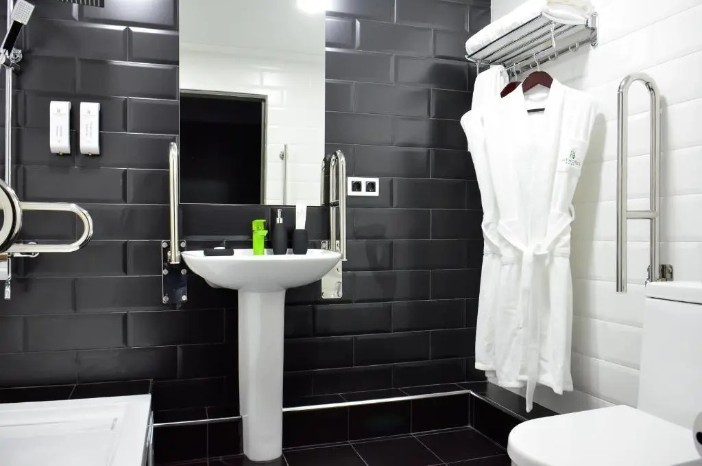 Triple — room, Bishkek