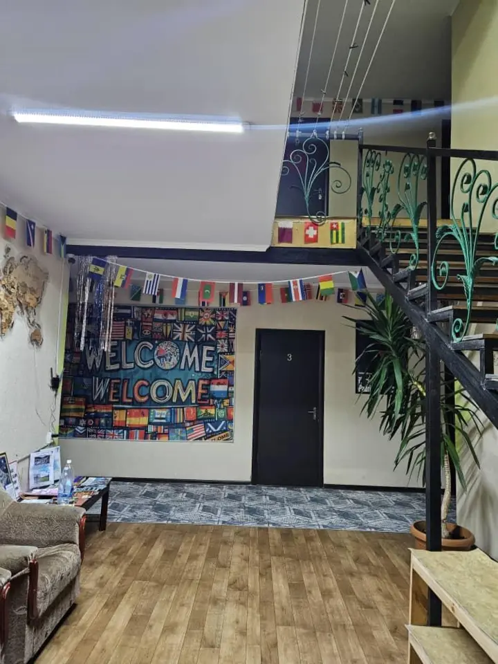 Snow Leopard Hostel — хостел, Каракол