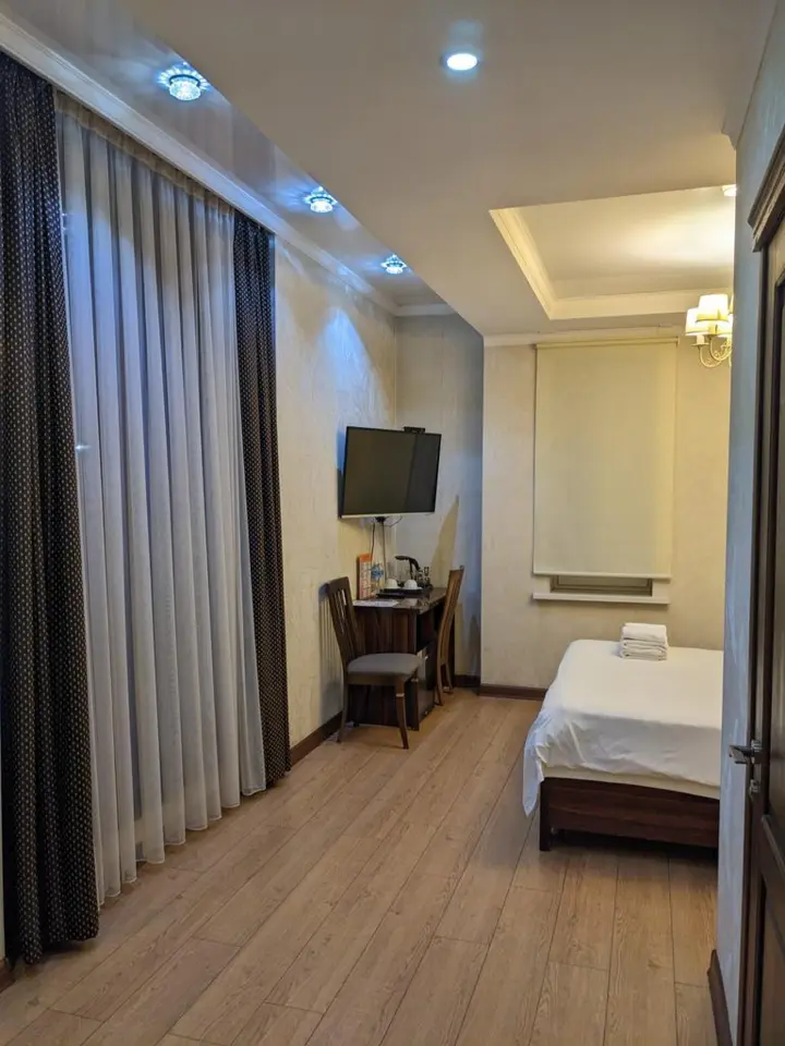 Deluxe — room, Bishkek