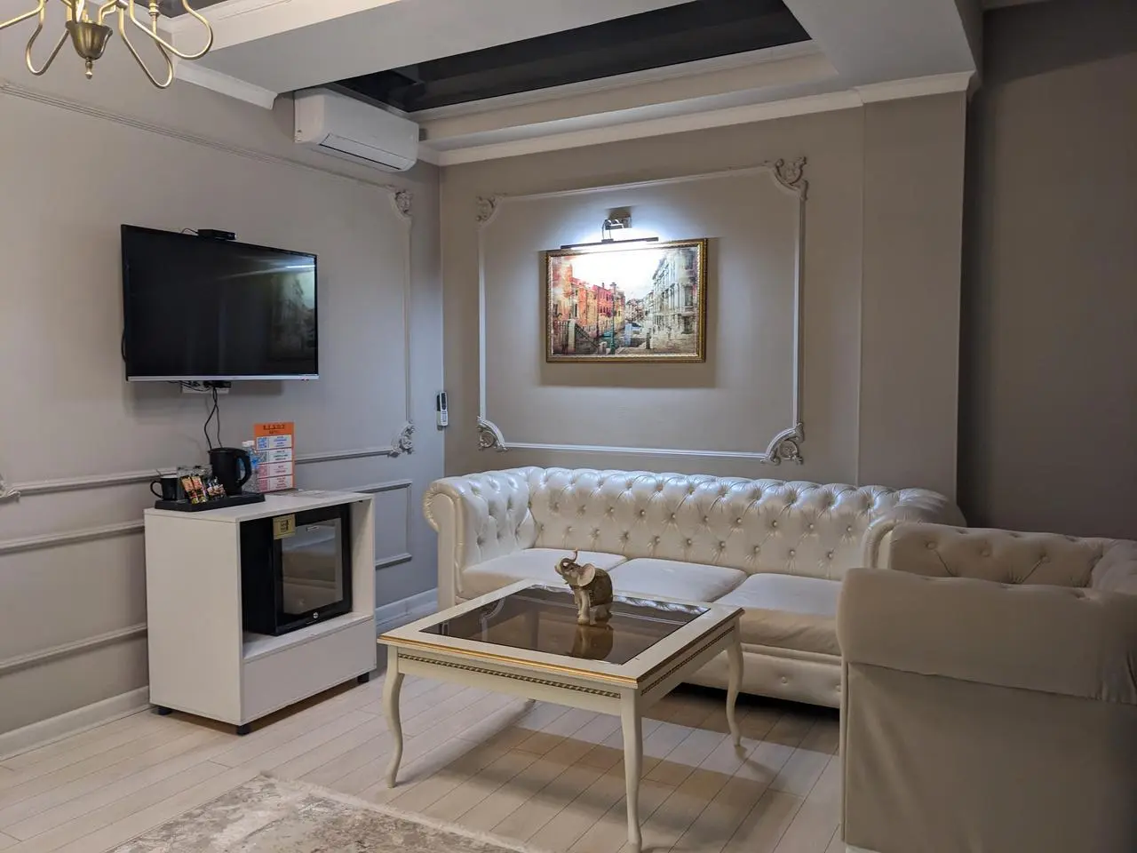 Luxe — room, Bishkek