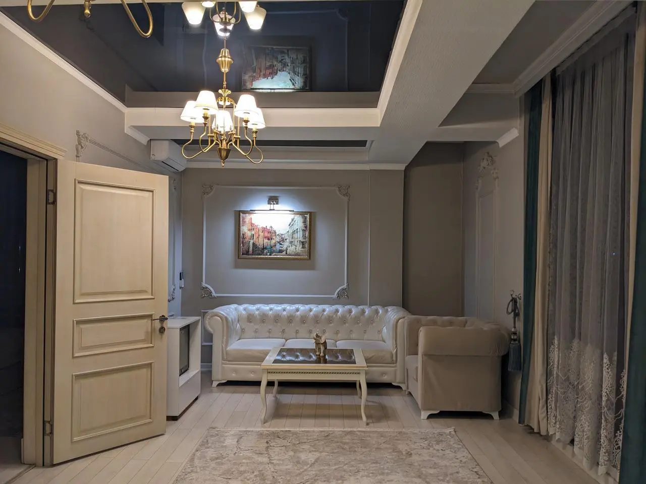 Luxe — room, Bishkek