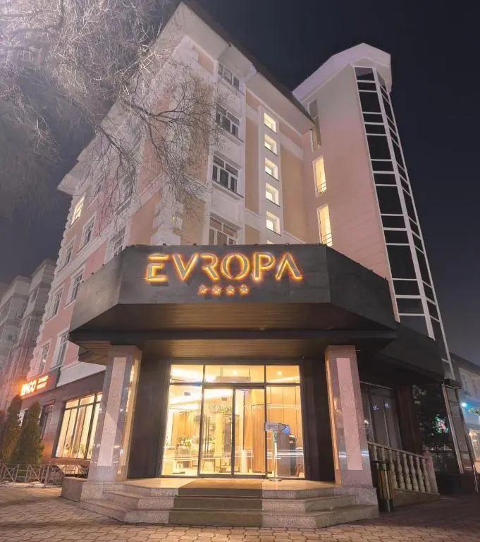 Evropa Hotel — hôtel, Bichkek