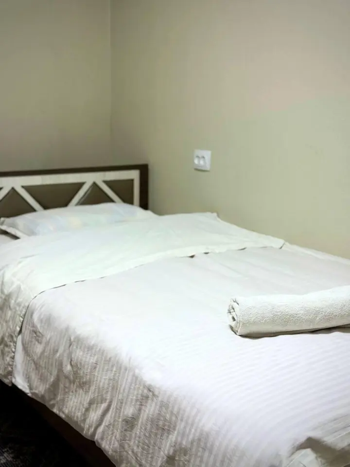 Трехместный стандартный номер — room, Osh