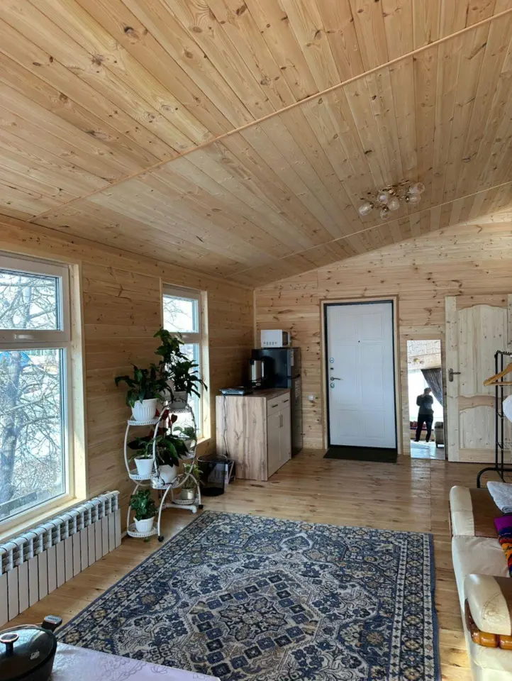 Family Room — room, Karakol