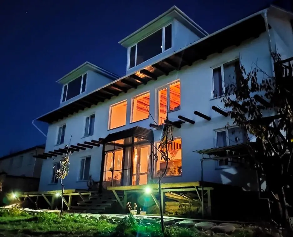 Matsunoki Home — guest house, Karakol