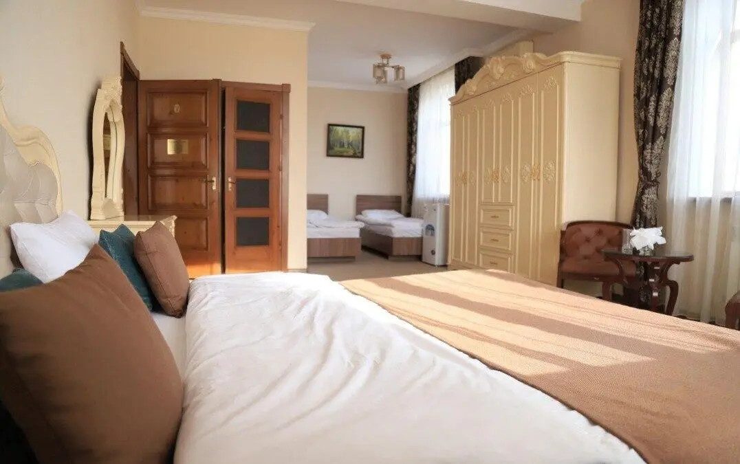 Quadruple Family Room — room, Bishkek