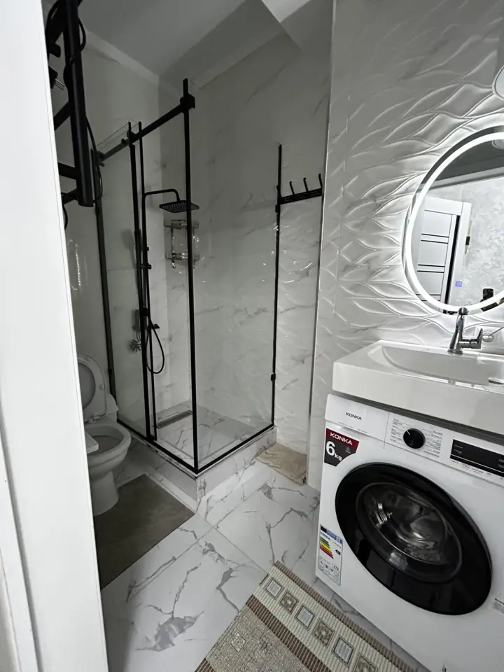 Apartment in Vostok 5 — apartment, Bishkek