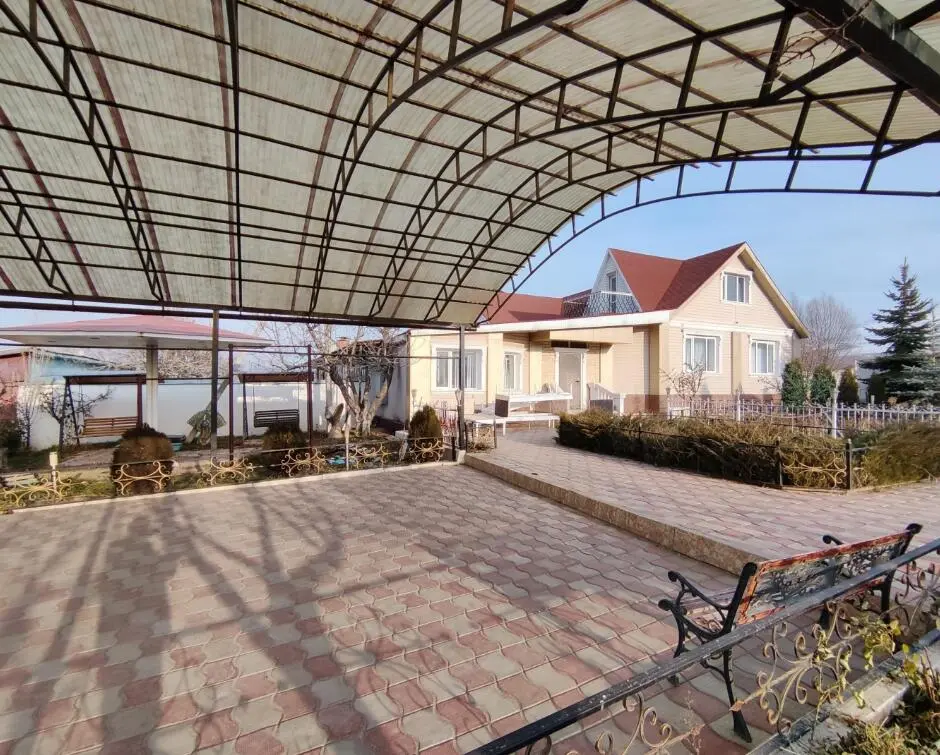 Ak-Orgo House — guest house, Karakol