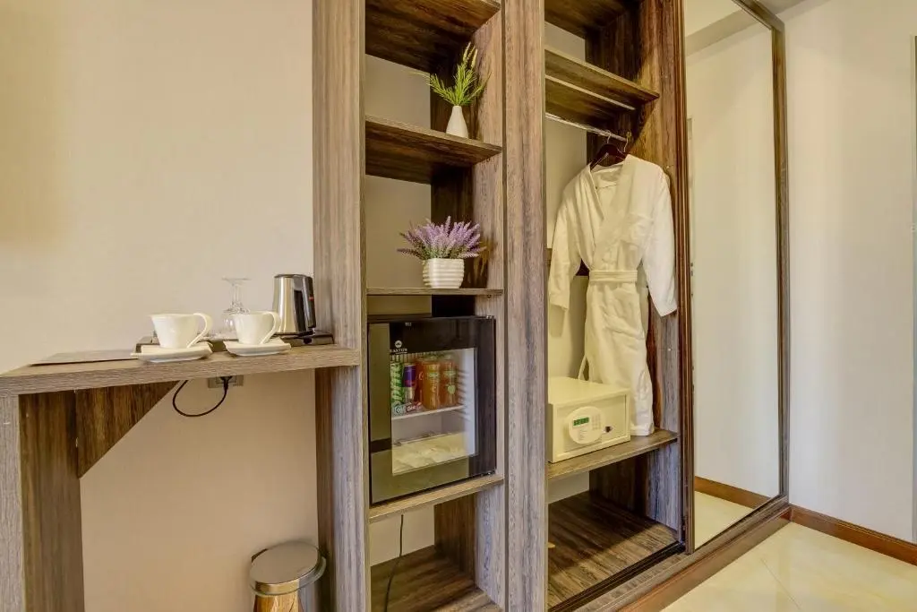 Twin with Balcony — room, Bishkek