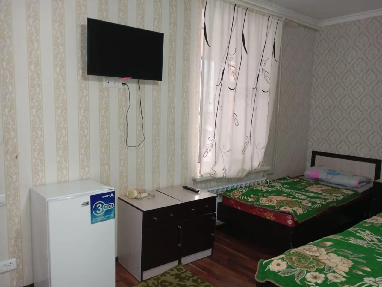 Six-person room — room, Karakol