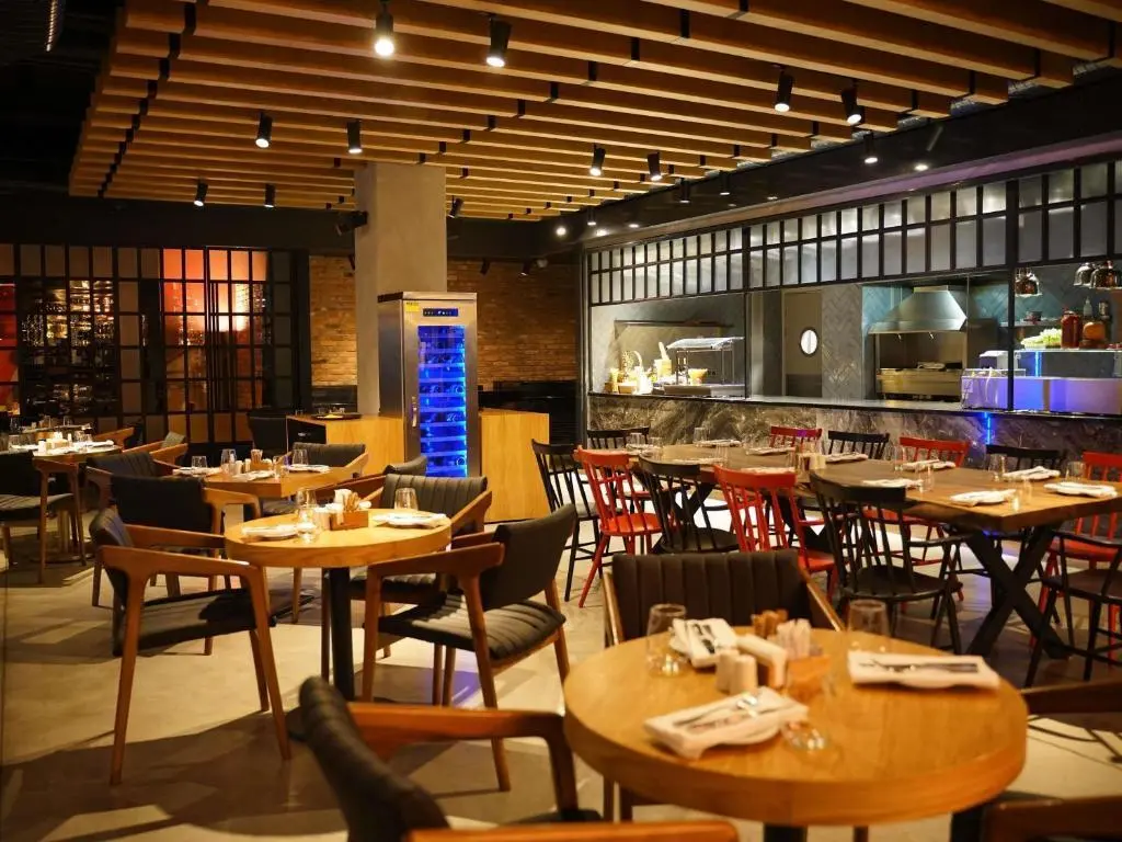 Novotel Hotel — hotel, Bishkek