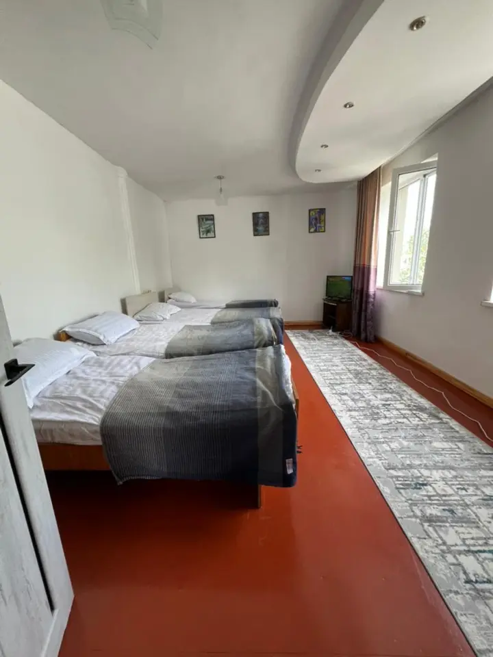 Six-person room — room, v. Tosor