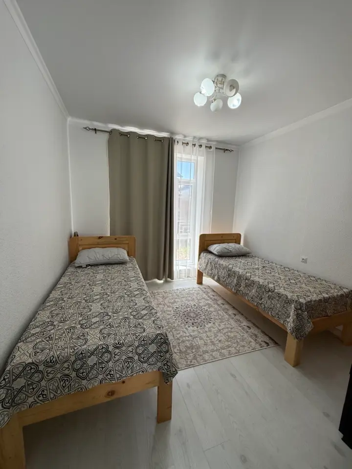 Cottage on Issyk-Kul — cottage/house, v. Chok-Tal