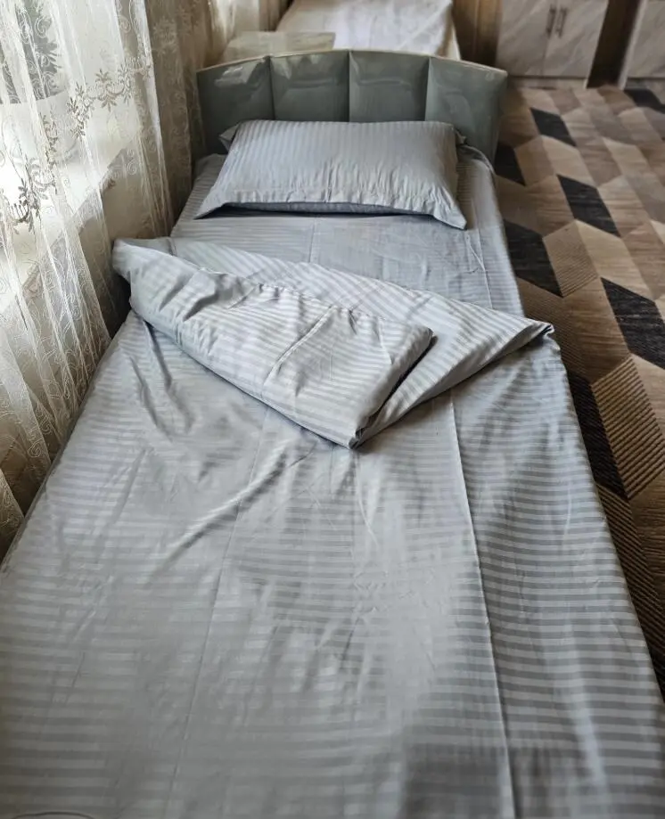 Одно койко место — bed space, Osh