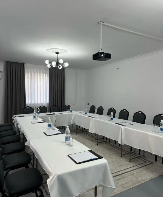 Double Deluxe — room, Osh