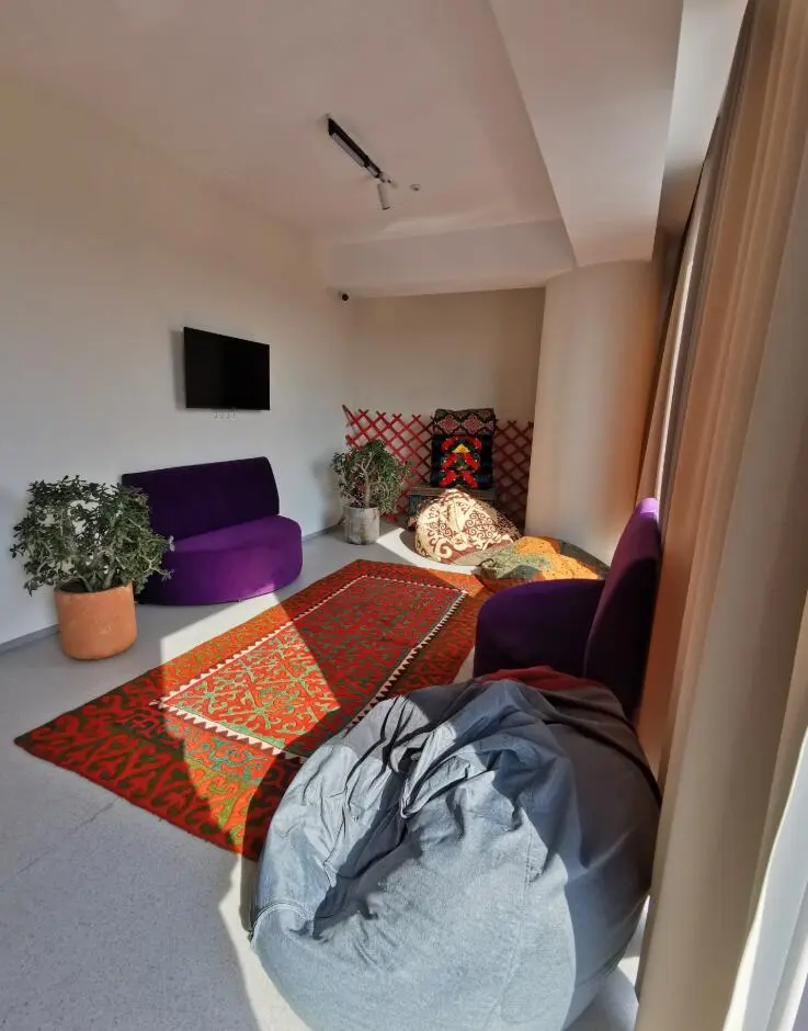 Hostel OloloYurt — hostel, Bishkek
