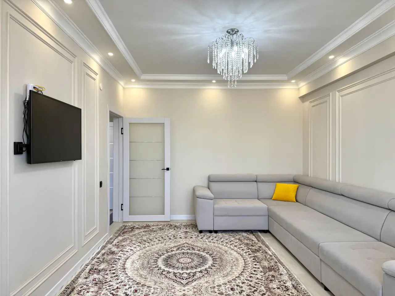 Cozy Apartments on Zhumabek 219 — apartment, Bishkek