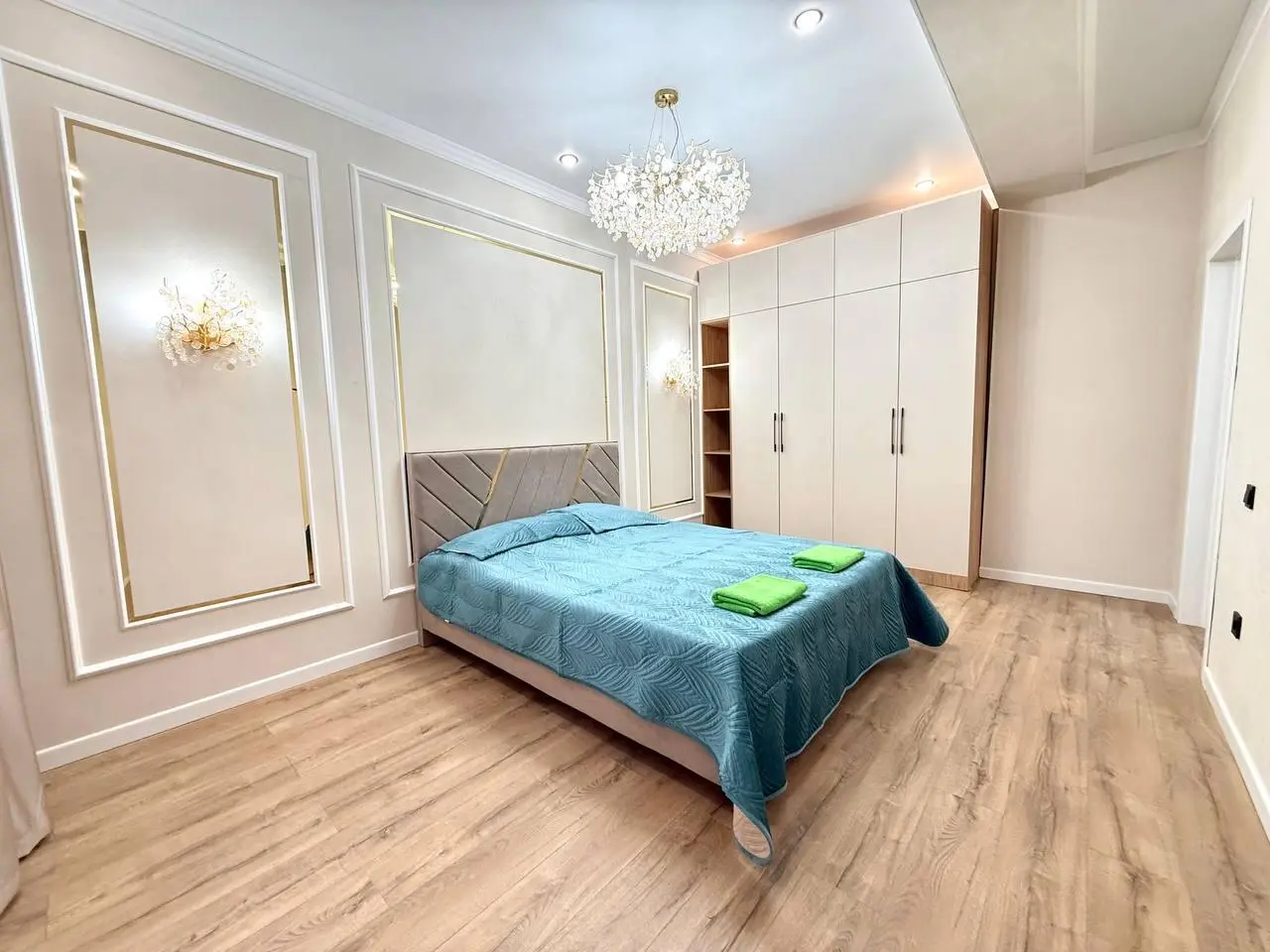 Cozy Apartment on Frunze 466-43 — apartment, Bishkek