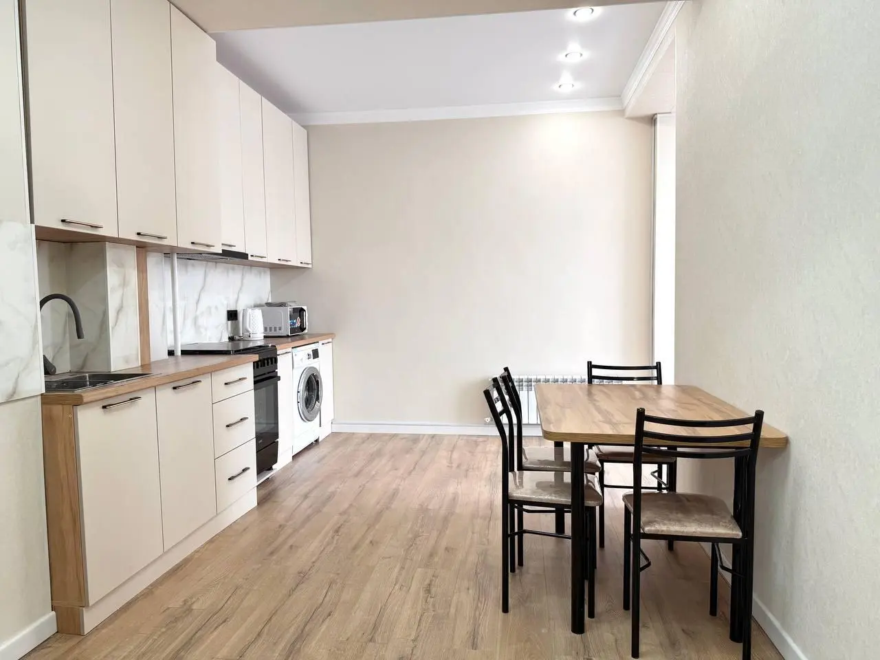 Cozy Apartment on Frunze 466-43 — apartment, Bishkek