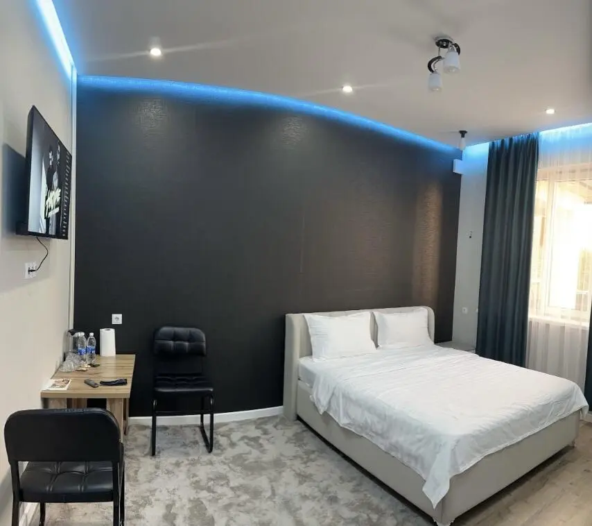 Comfort Hotel — hotel, Osh