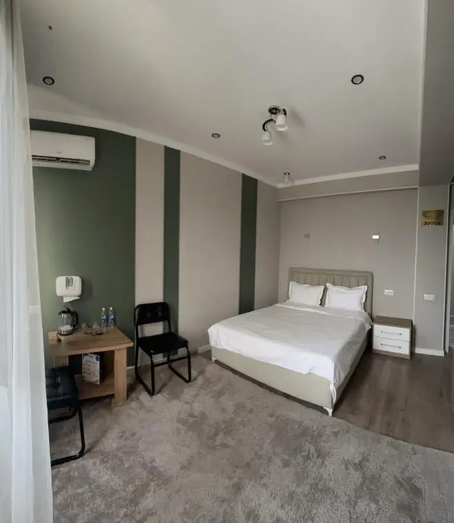 Comfort Hotel — hotel, Osh