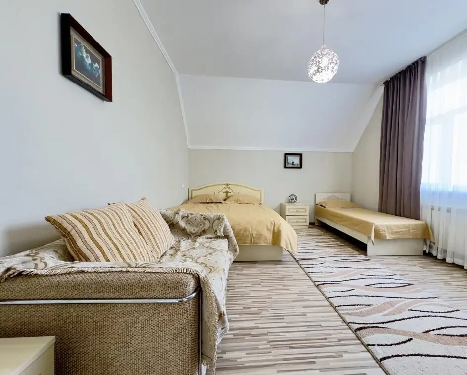 Семейный номер — room, Osh