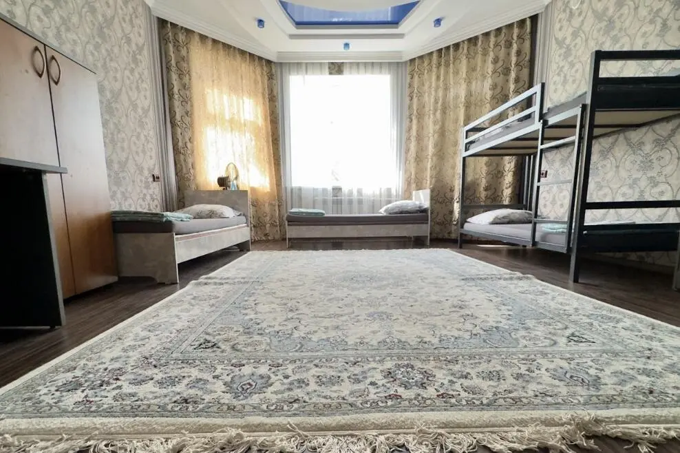Койко-место — bed space, Osh