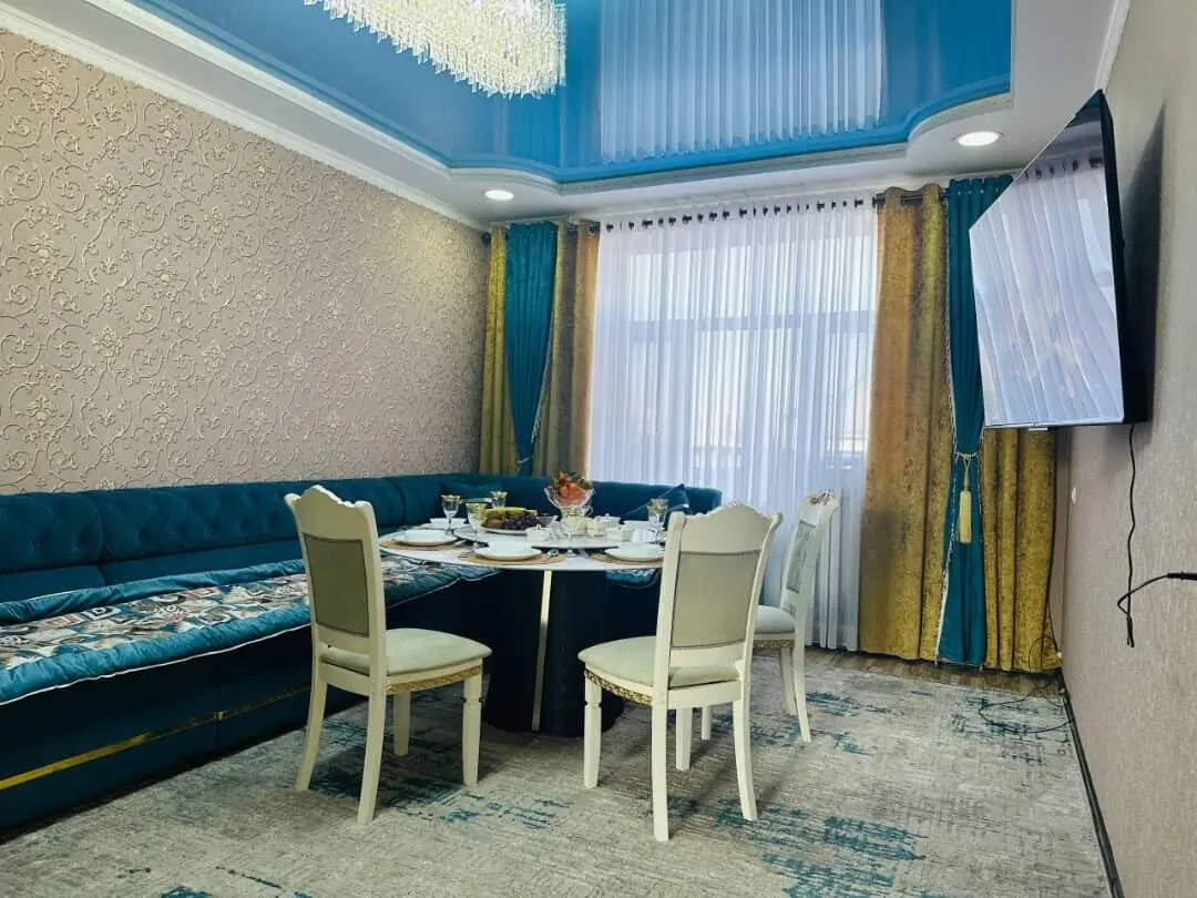 Четырехместный номер — номер, Каракол