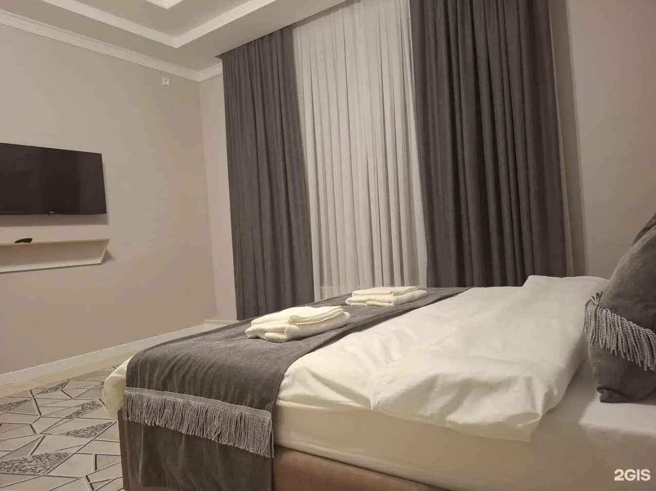 Superior Double Room — room, Bishkek