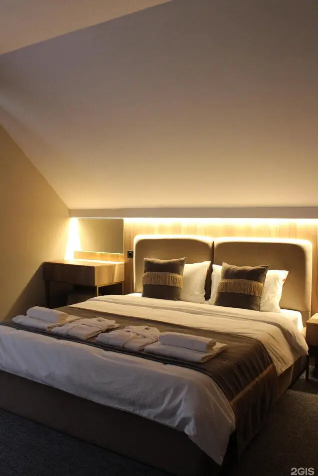 Double Deluxe Room — room, Bishkek
