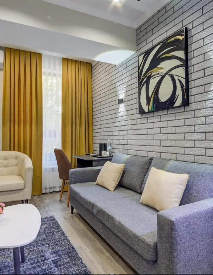 Hotel Inter — hotel, Bishkek