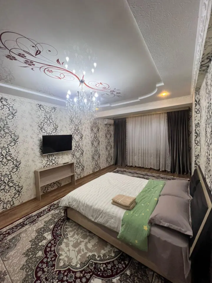 Three-room apartment — apartment, Osh