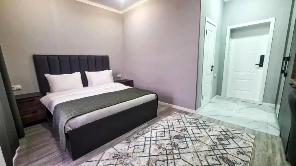 Dosman Hotel — hotel, Bishkek