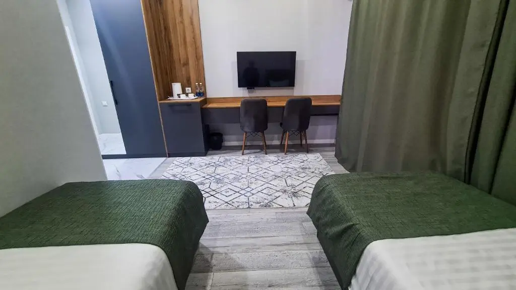 Standard Twin Room — room, Bishkek