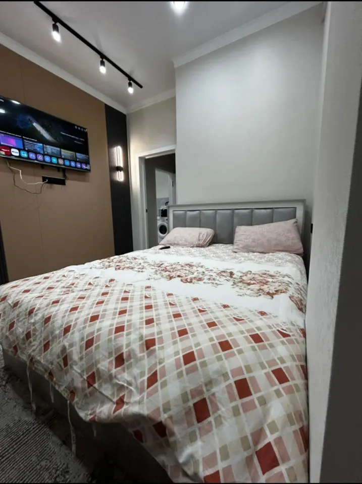 Vostok 5 Apartment — apartment, Bishkek
