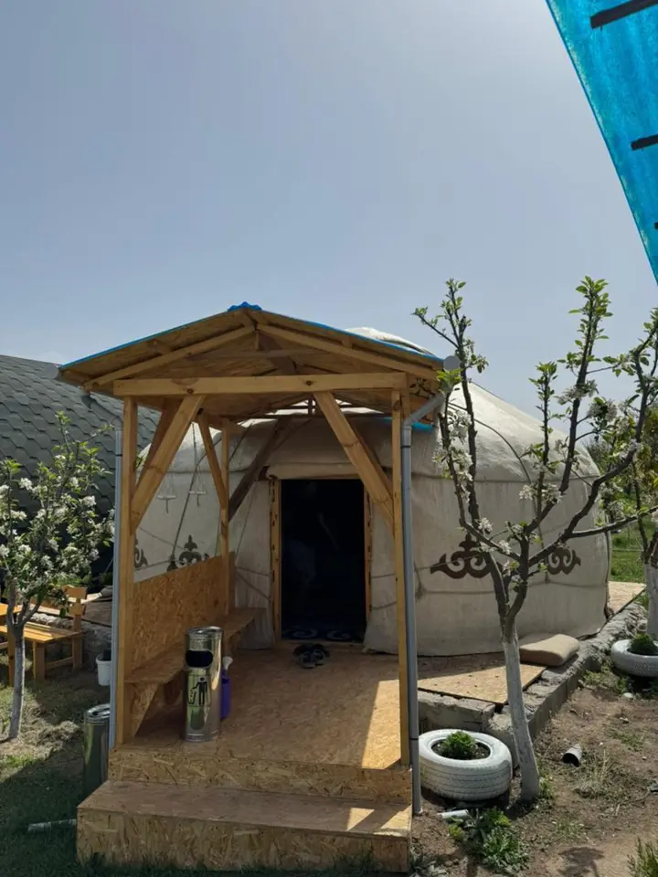 Yurt at Ak Ilbirs Guesthouse Issyk Kul — yurt, v. Ton