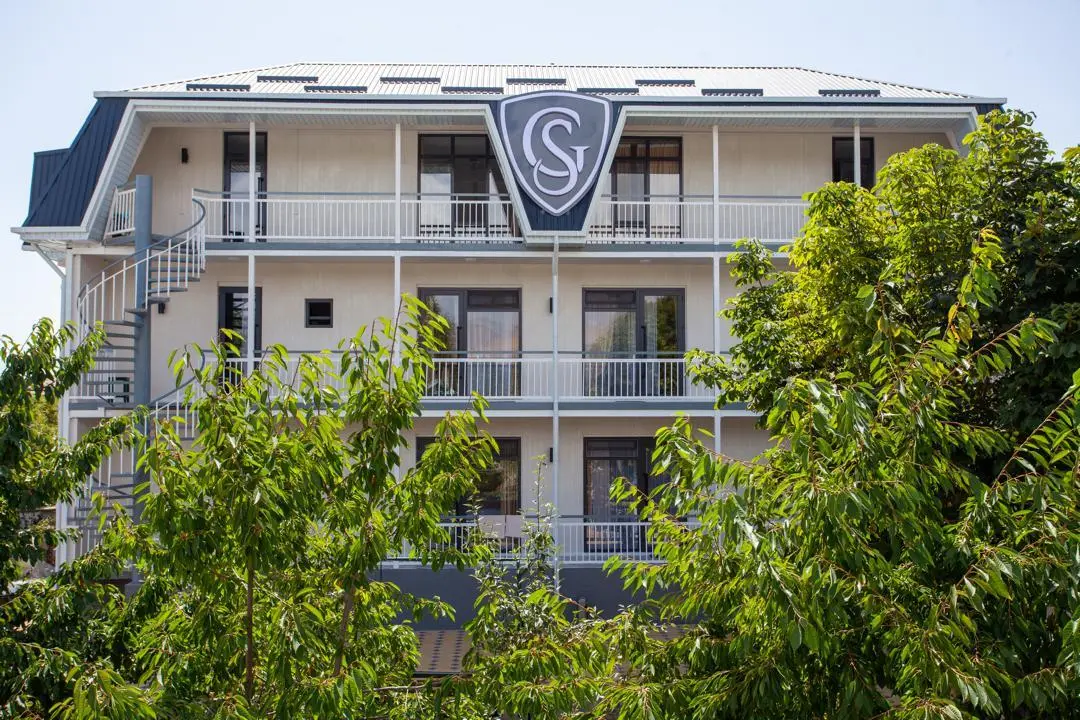 Golden Street Hotel — hotel, Cholpon-Ata
