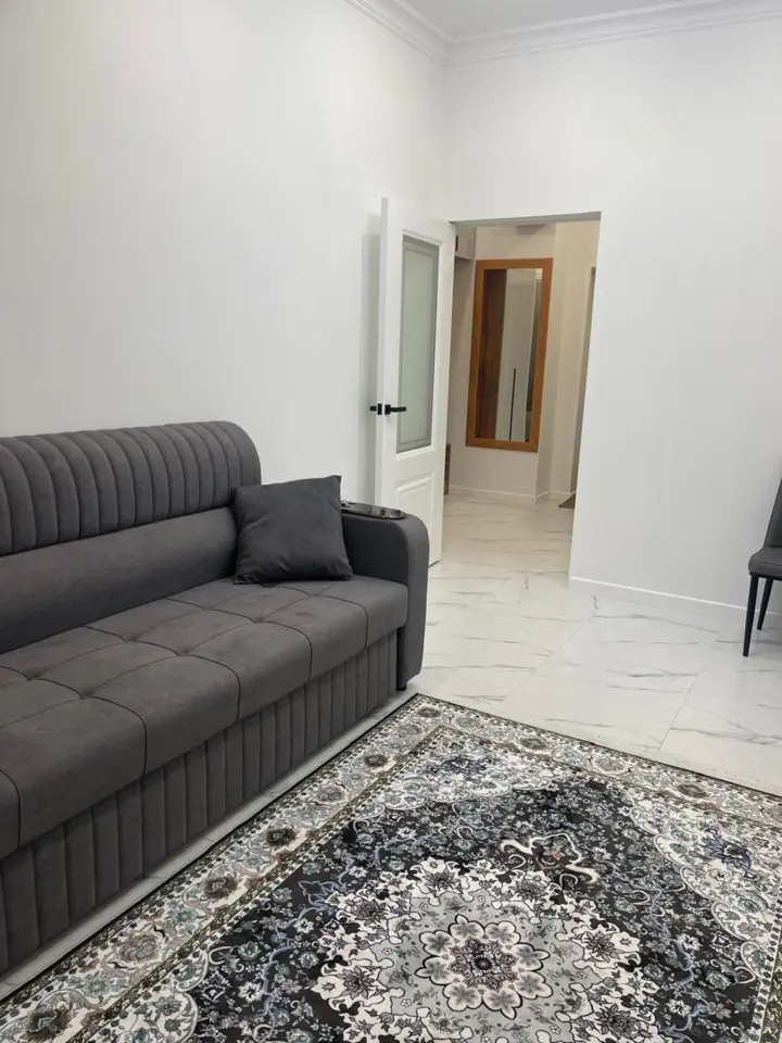Двухкомнатная квартира в Восток 5 — квартира, Бишкек