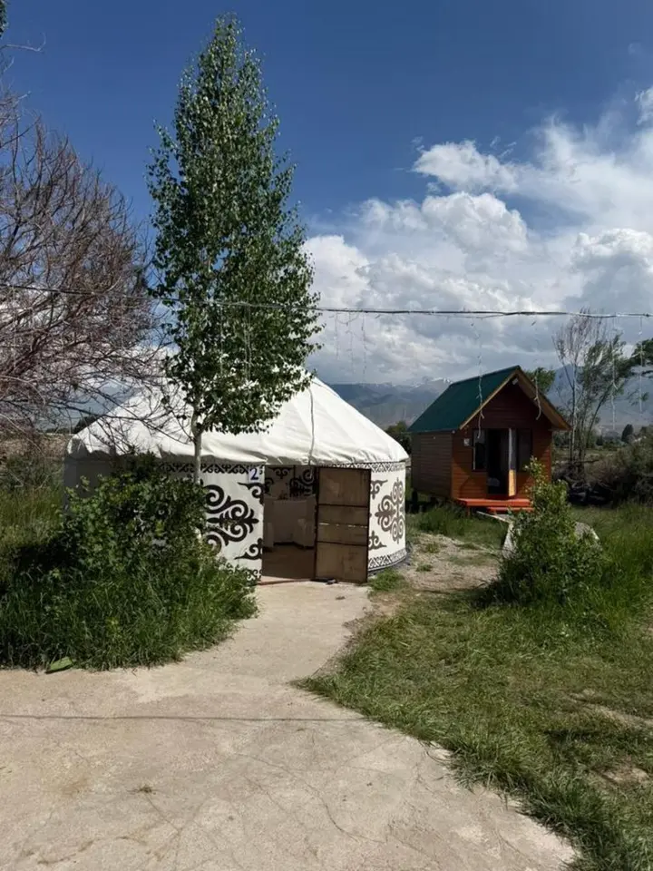 Маленькая Юрта — юрта, Кочкор