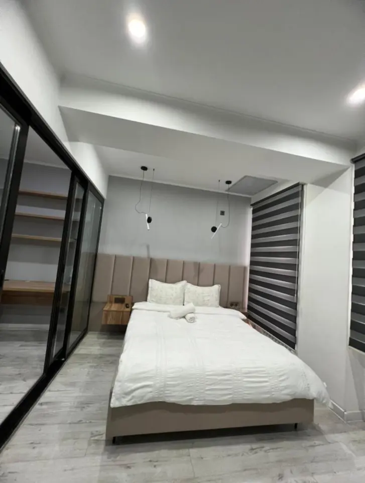 Apartment on Zhumabek 239 — apartment, Bishkek