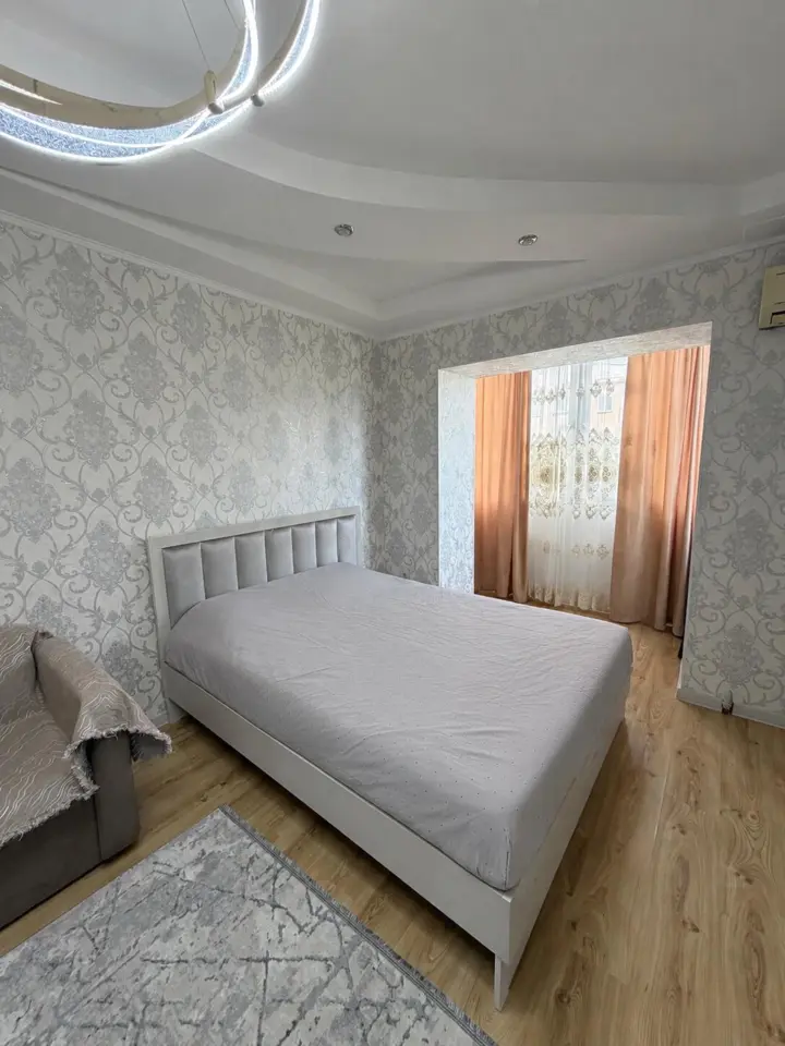 Apartment in 5th Microdistrict — apartment, Bishkek