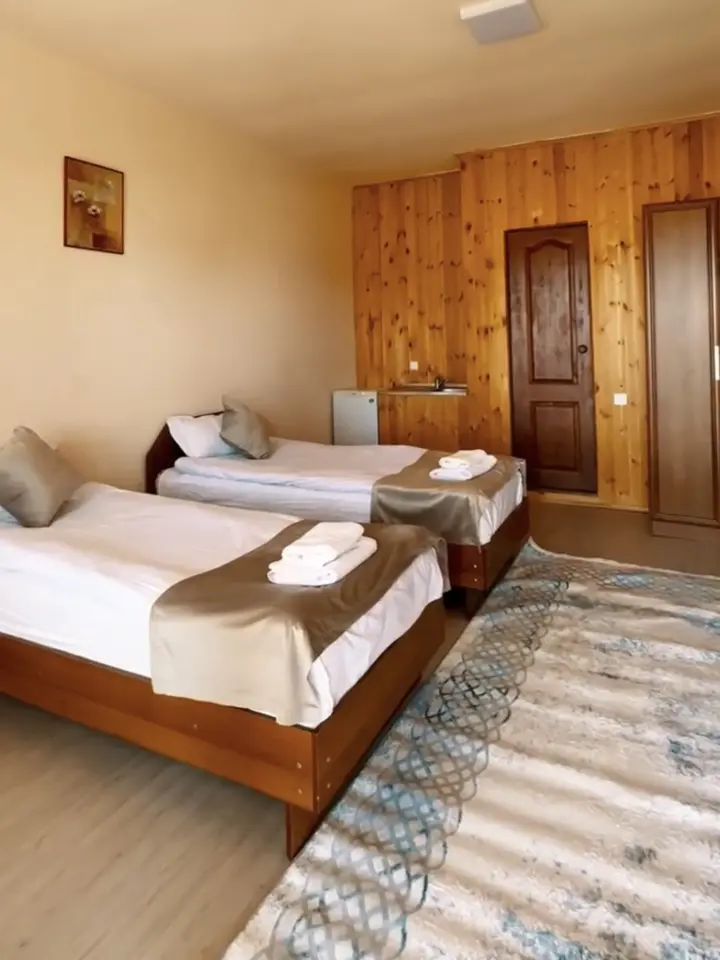 Junior Suite with Mountain View (+4) — room, v. Korumdu (d. Issyk-Kul )