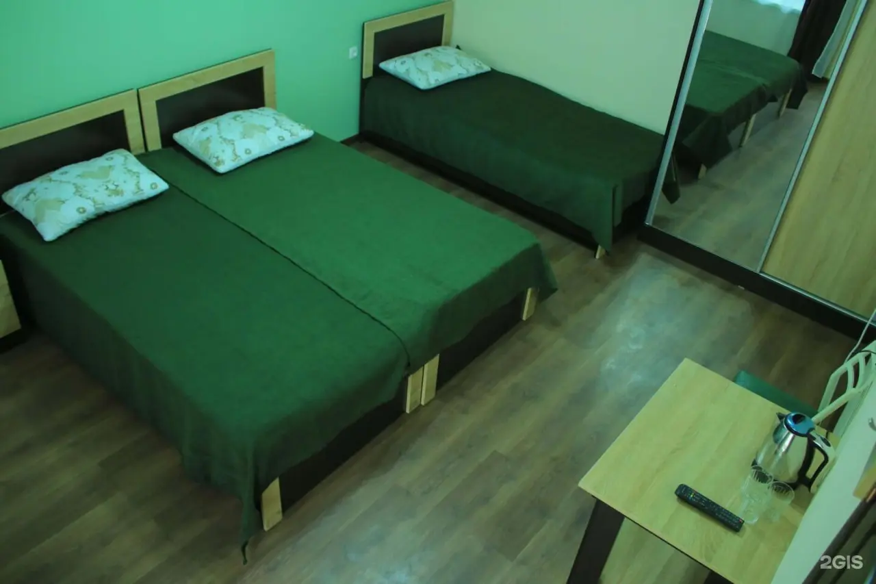 Triple Room — room, v. Bosteri