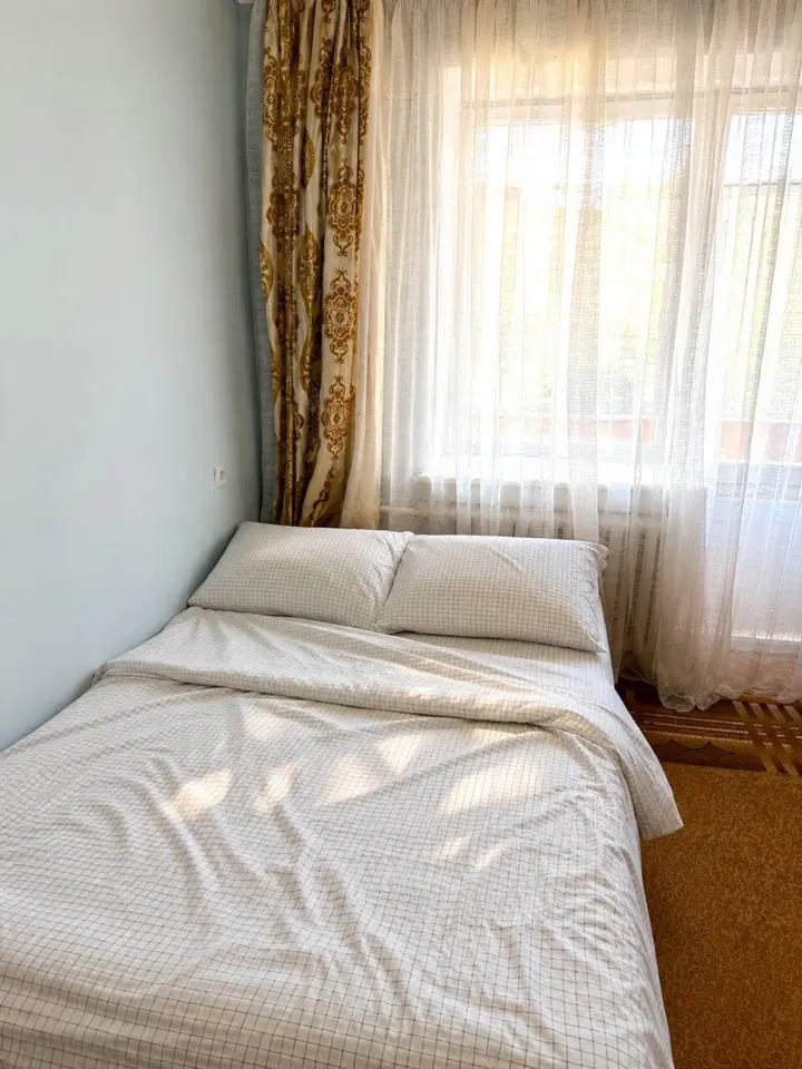 One-room apartment in the city center — apartment, Bishkek
