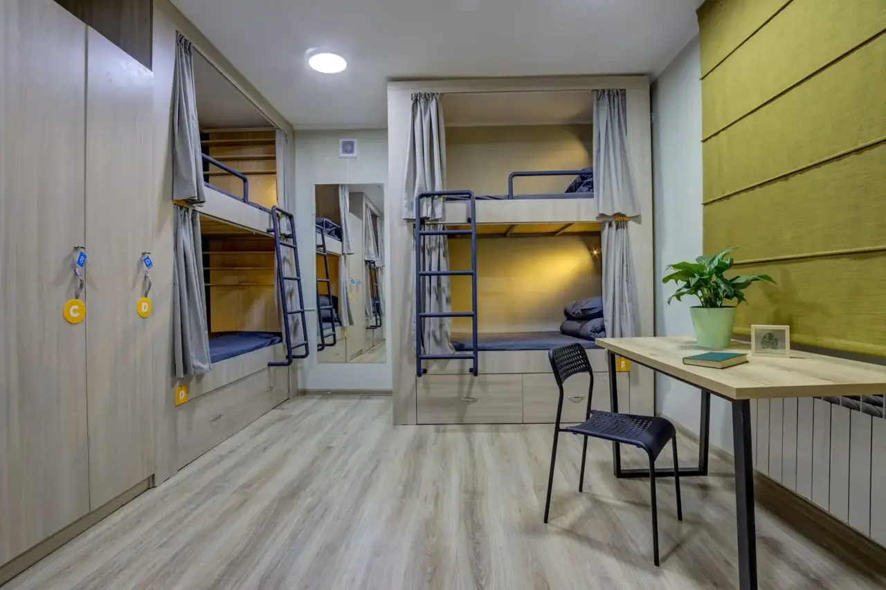 Bed in a ten-bed dormitory room — bed space, Bishkek