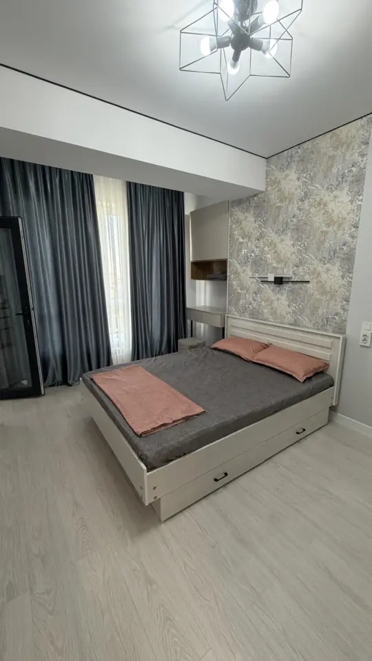 Two-Room Apartment in Pioneer Residential Complex — apartment, Bishkek