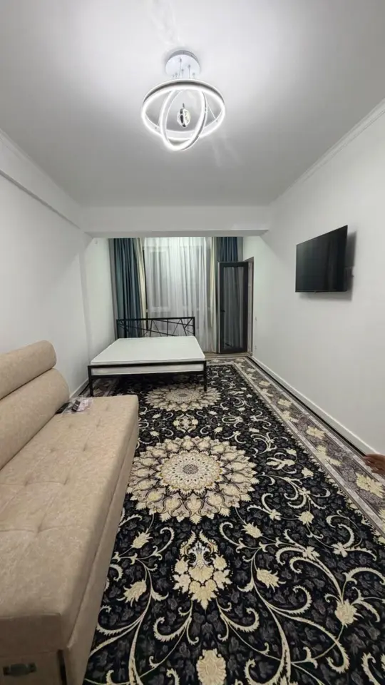 One-Room Apartment in Pioneer Residential Complex — apartment, Bishkek