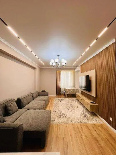 Трехкомнатная квартира — квартира, Бишкек